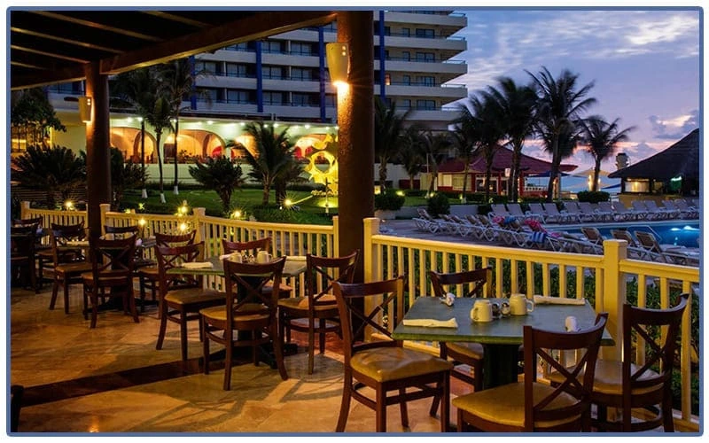 c service restaurants