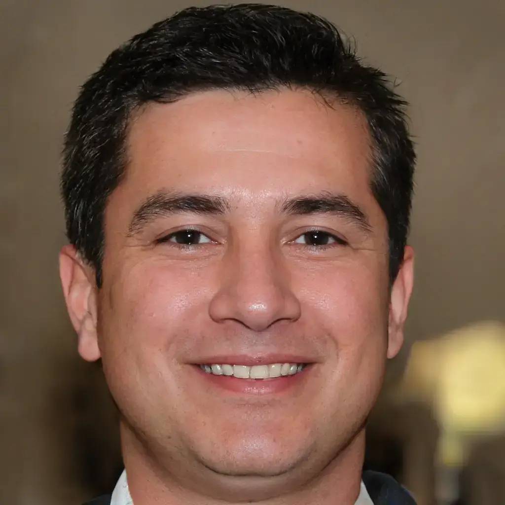 Luis Canché, (Operations Coordinator)'s photo
